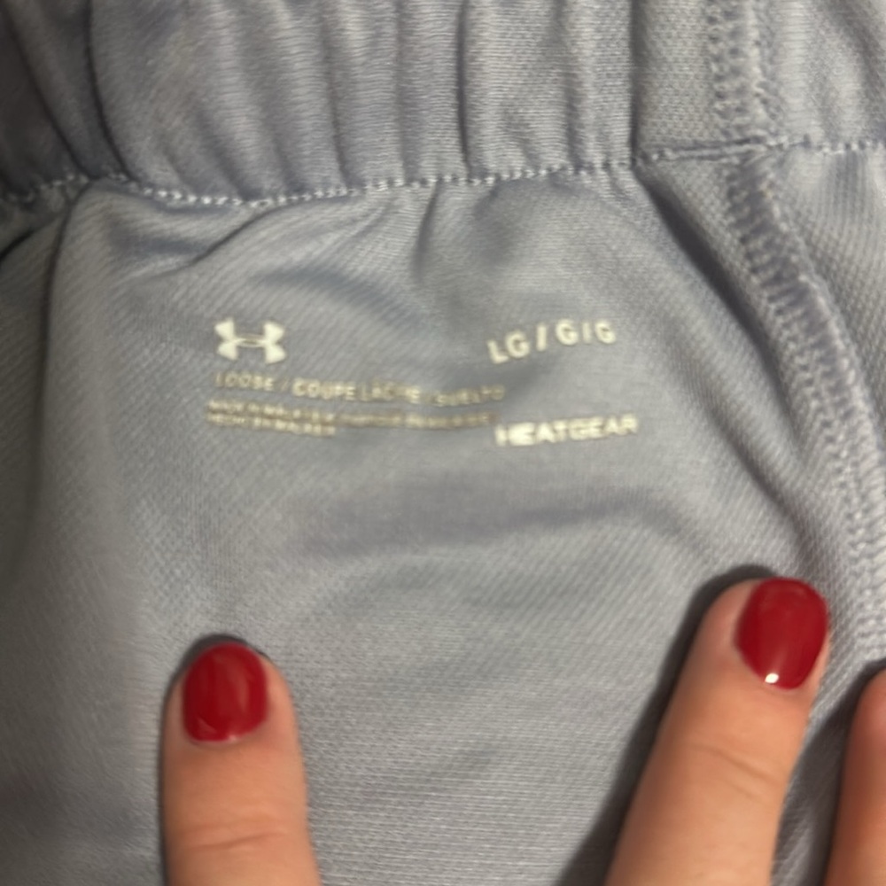 women’s under armor shorts - Picture 3 of 3